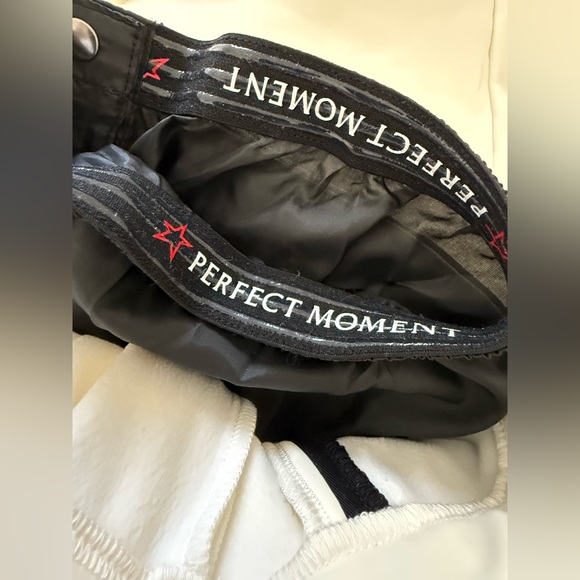 Perfect Moment Aurora Cream Flare Ski Pants RED STAR MODEL - Picture 12 of 14